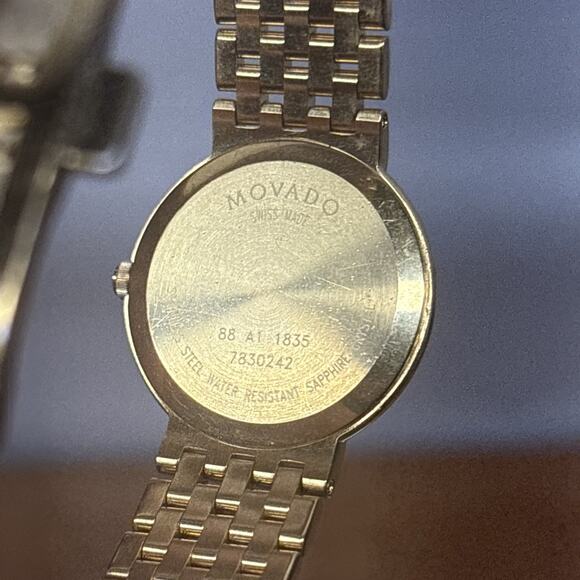 Movado Ladies Watch Gold Tone with Black Dial 28mm Case Excellent! main image 8